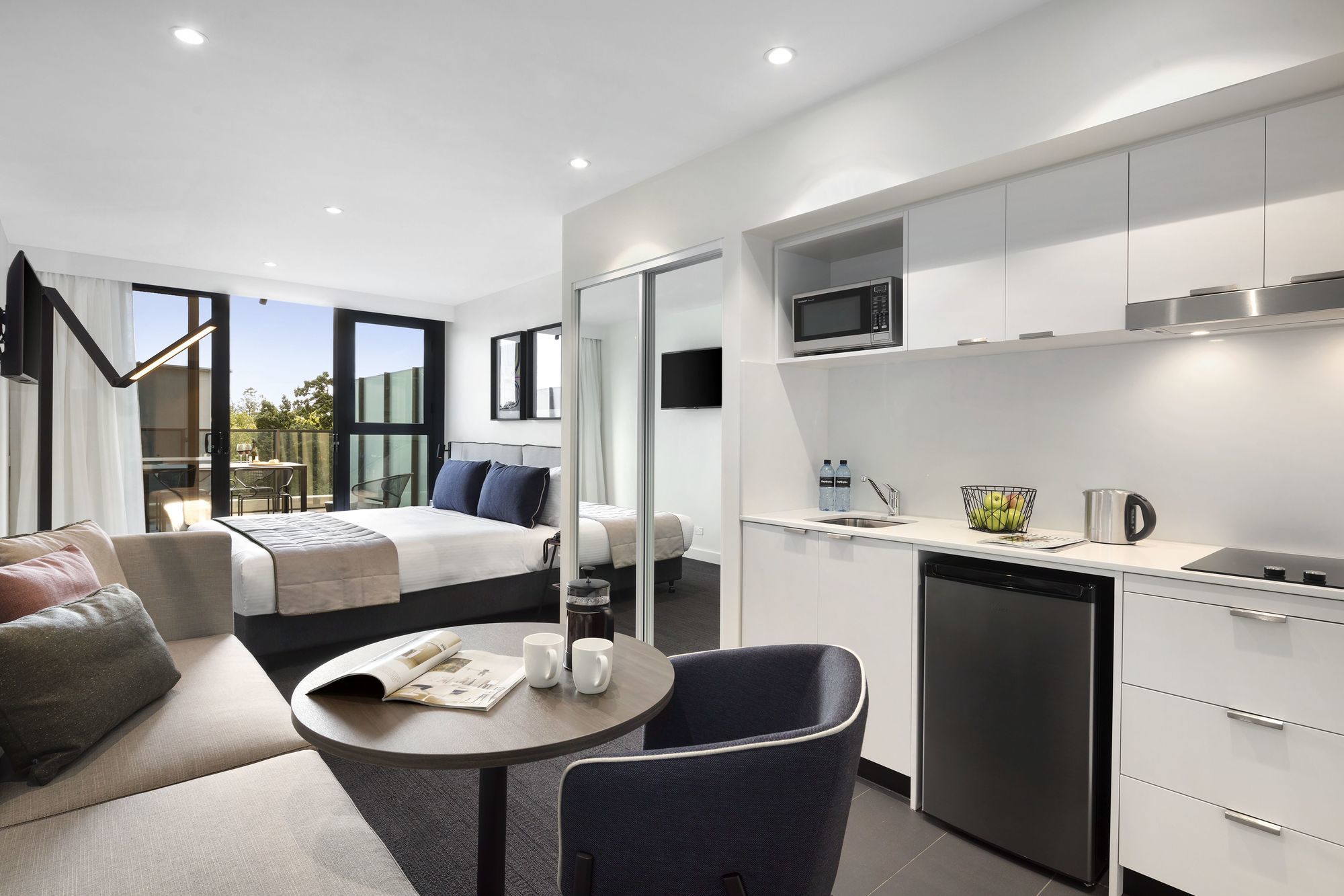 Апарт отель Quest St Kilda Road Мельбурн Интерьер фото